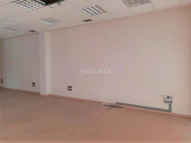 Foto dc8fe9d1-f95c-4214-85ea-4100b788f231. Business premise in Gamonal - San Bruno - G9 Burgos