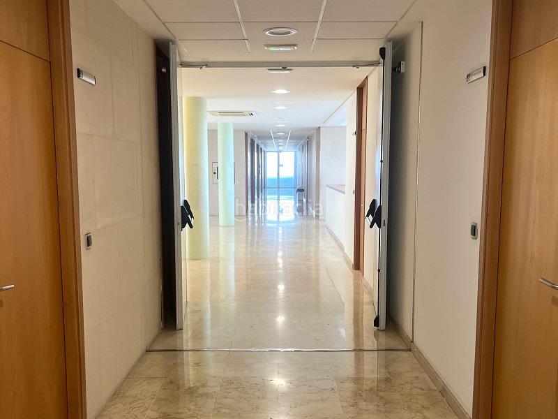 Foto a03cdae0-138e-4b87-8afa-9818d6b6aade. Oficina a Avenida Juan Diego Bormujos