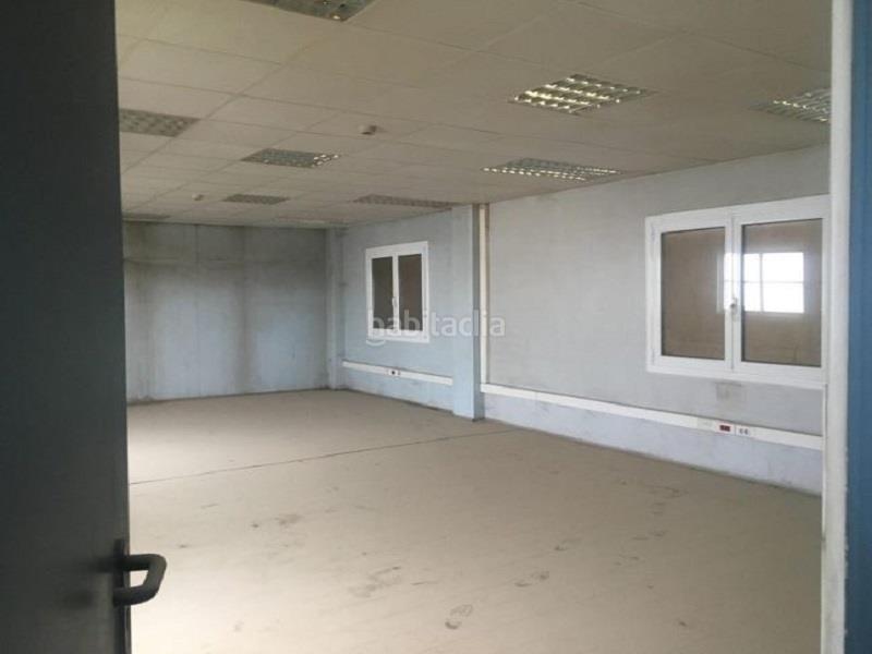 Foto 4c218854-4ead-480c-a935-653a83f10830. Bâtiment à usage industriel dans Asparrena