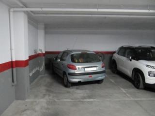 Parking coche en Riviera del Sol
