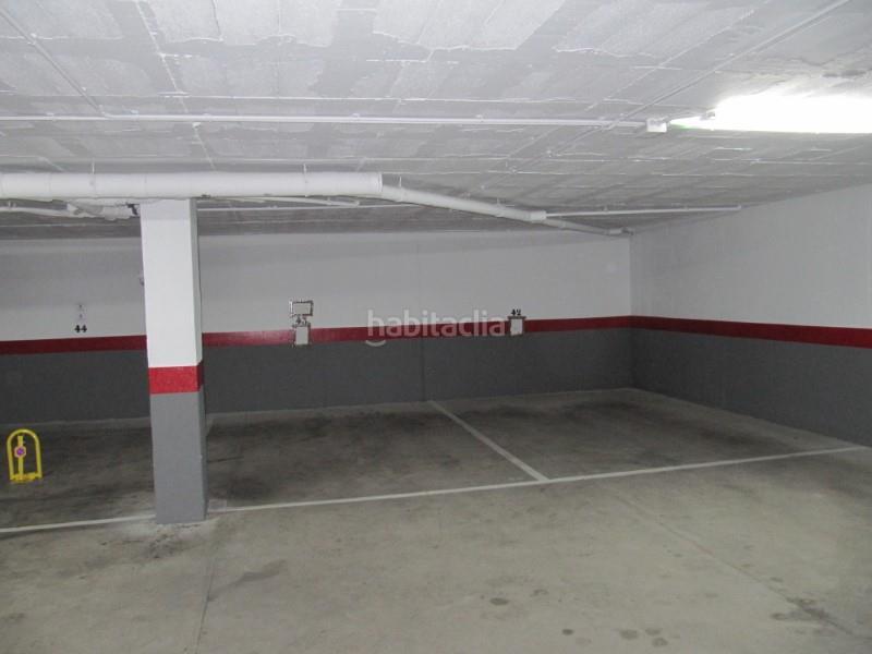 Foto c64e0ba0-3bda-4d9b-9bee-f9887051f38a. Parking voiture dans Riviera del Sol Mijas