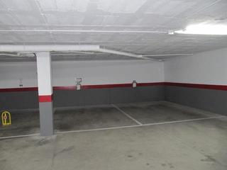 Parking coche en Riviera del Sol