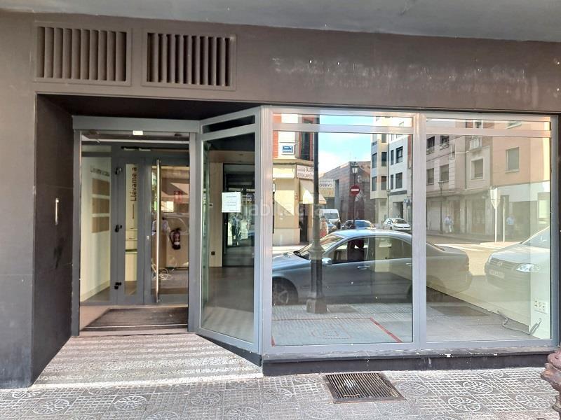 Foto 7f280f16-7798-43b2-9410-fc02136a94be. Local comercial en El Carmen - Barrio Gimeno Burgos