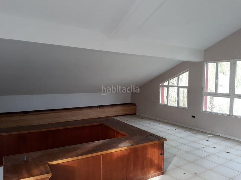 Foto 25db2eed-6e76-43d2-b035-69fd1ed3b839. Local comercial en Rosal (O)