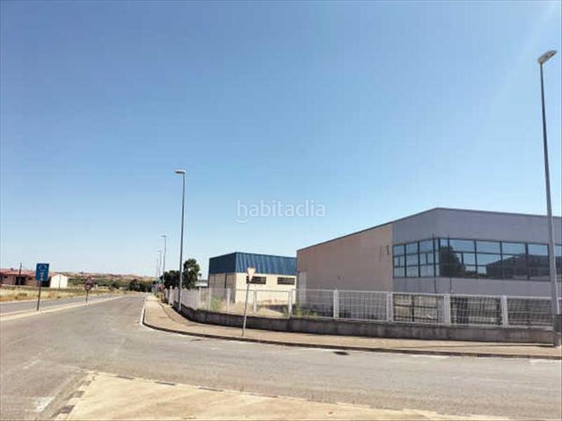 Foto 568a4dbd-8314-407b-8c23-c48daa048c9c. Nave industrial en Viana