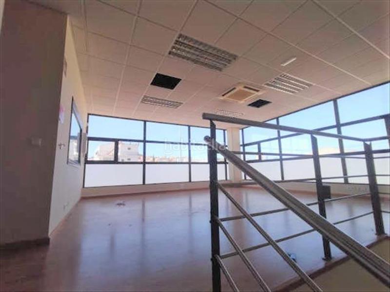 Foto 79ba1a94-fcc3-484e-b0d8-5e5902b9d20e. Nave industrial en Viana