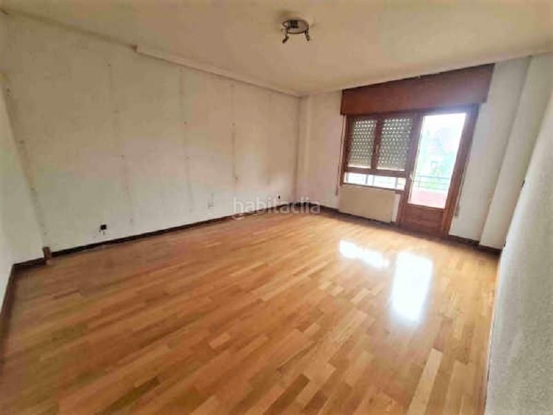 Foto 91ed5f7f-9634-4d33-8c0b-d63c41c394bd. Pis amb aparcament a Uruñuela