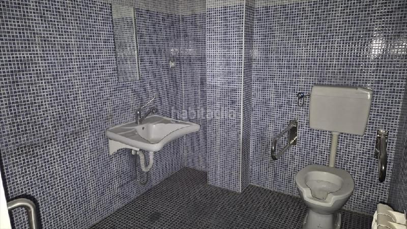 Foto 72976a12-db3c-40b8-a73b-731f6ef48fa5. Local comercial a Centro Palencia