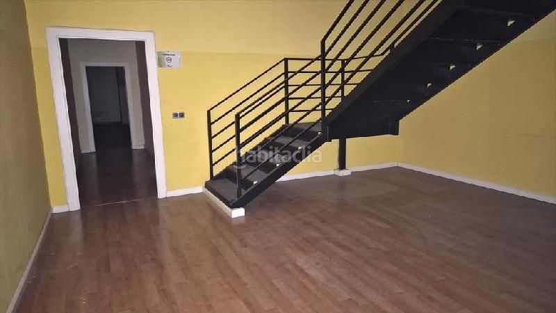 Foto bbee4a3c-15f3-4ff1-a8cf-a8a4915b2a98. Local comercial a Centro Palencia