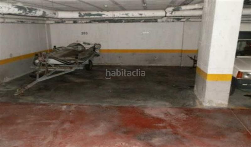 Foto 93f50466-cdb8-456e-82d1-fd98e1aee394. Aparcament cotxe a colores - entreparques Sevilla