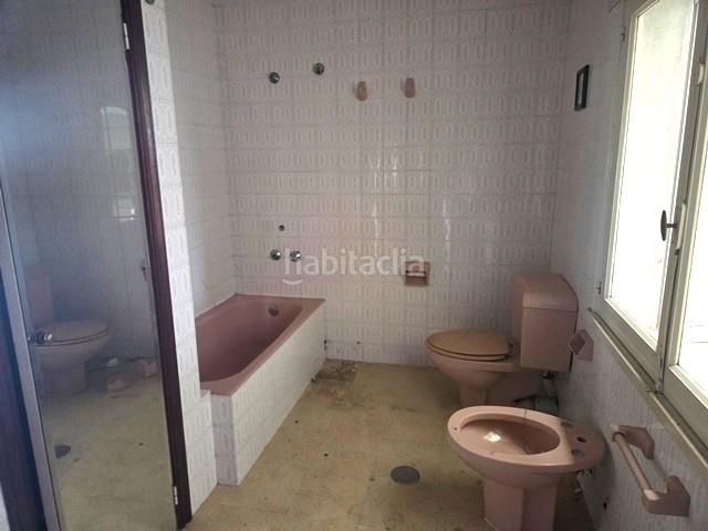 Foto 020b1fd9-056e-4531-9159-40d21135a64b. Pis a Burela