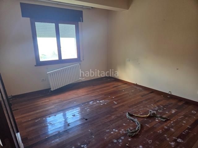 Foto 58c70902-44ab-4446-844a-ba86817fc1b3. Pis a Burela