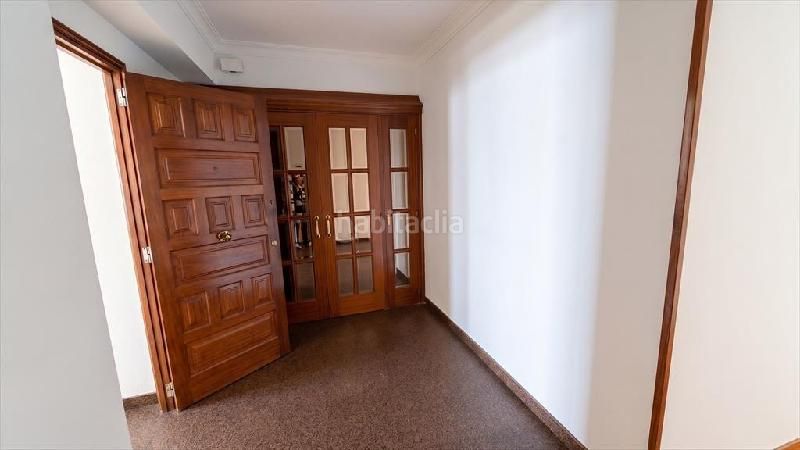 Foto b240db56-2bdb-44b2-aeb5-4c41514a7ff0. Pis a Burela