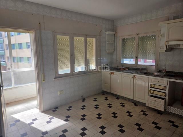 Foto 2404e27f-3ddd-4fff-8189-86dae6f325dc. Pis a Burela