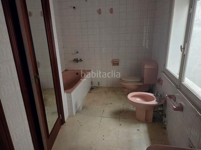 Foto 5b0eaa95-b775-4f82-885c-40de7fc91906. Pis a Burela