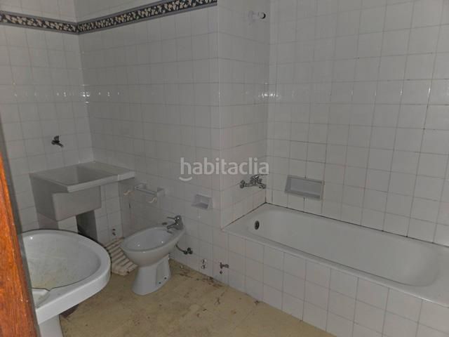 Foto 5f3855ef-6b82-43ab-85b4-738df76f9085. Pis a Burela