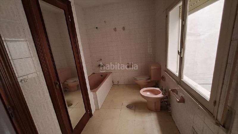 Foto fa3e915c-cc94-4d1f-9f1a-eb405b0acd60. Pis a Burela