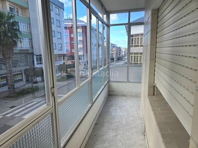 Foto 47e92d15-a69b-4539-a87c-ba7debf79639. Pis a Burela