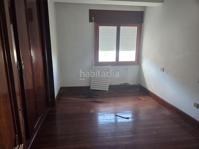 Foto 7da6d336-2956-4eef-893b-092b3912daca. Pis a Burela