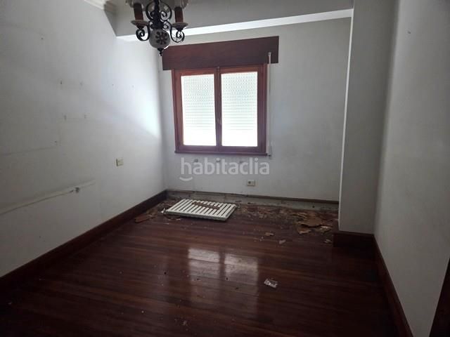 Foto c7f9746d-4ed0-4844-a42a-54ab444faec1. Pis a Burela