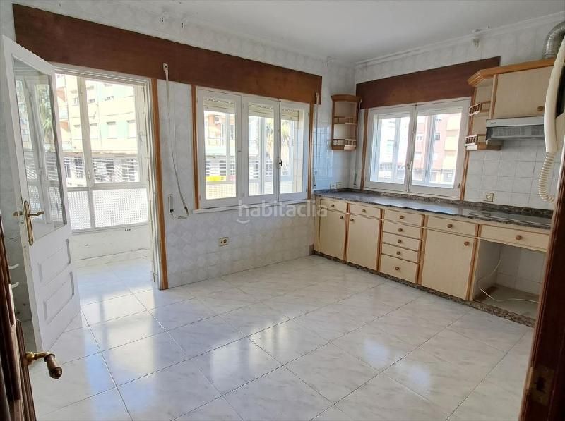 Foto 8298f97e-0d54-442b-aa7d-1665f998a3e9. Piso en Burela