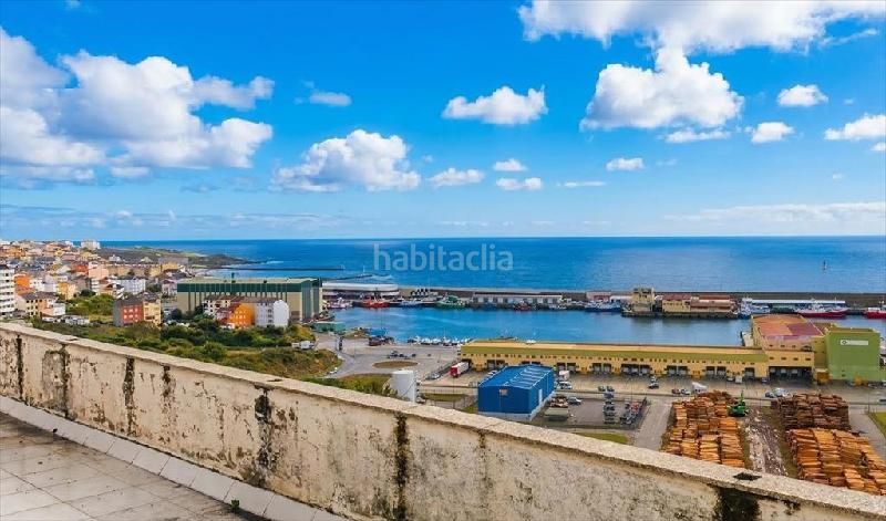 Foto 416d486d-f032-4773-aa5d-8c37d4080bba. Edificio en Burela