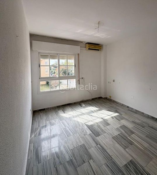 Foto 4bede45e-d2e6-4d70-8400-ccbb9f337a0c. Pis amb aparcament a Guadalmar Málaga