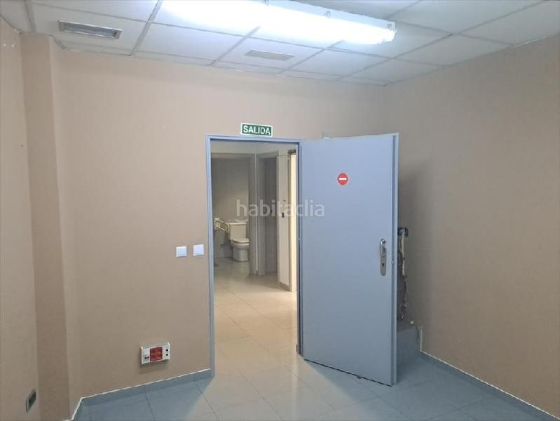 Foto f03f7d47-5933-45ba-9357-7e6d99444f3c. Local comercial a Tomiño