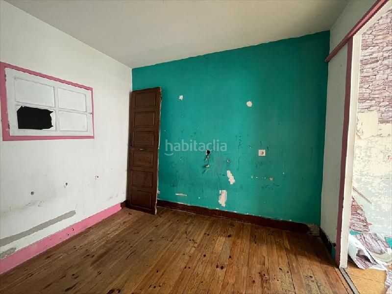 Foto 0dfb867e-c9aa-4e84-b69a-7af83fad19b8. Pis a A Milagrosa Lugo