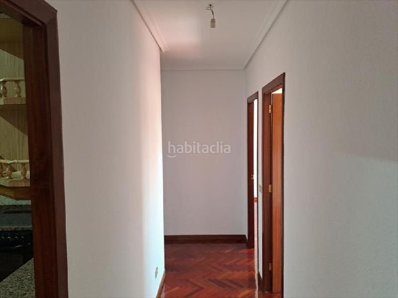 Foto e8bf7054-e474-41b8-95fc-980569a44e46. Piso en Tui