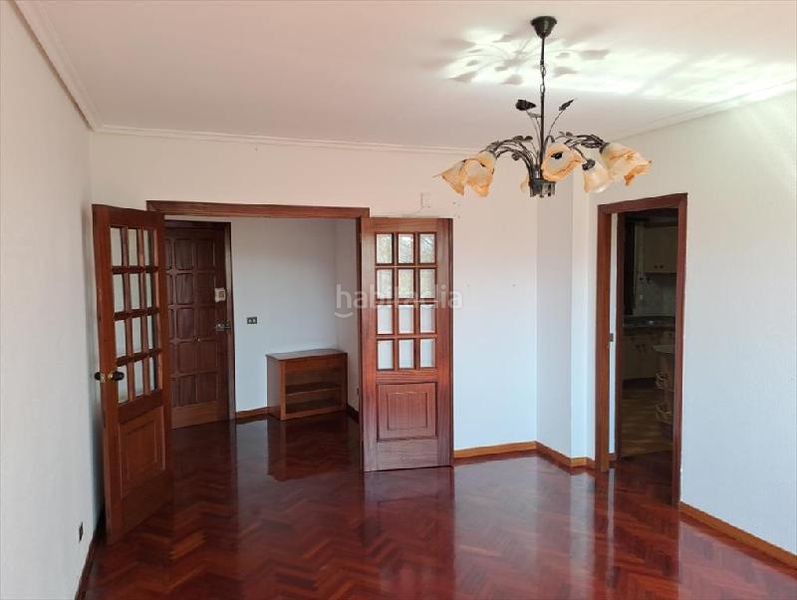 Foto eda429aa-04ce-4862-9557-4b1c7f12dceb. Piso en Tui