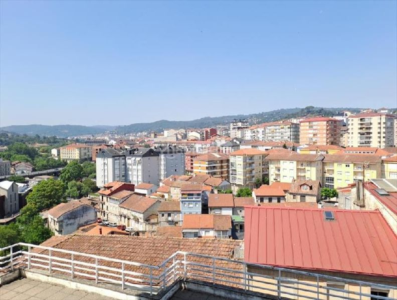 Foto cf9d919d-7797-4843-9e88-5b30bb9e27c3. Edificio in Casco Viejo Ourense