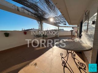 Attique  Carrer de vilanova d'aviny. Terraza de 99m2