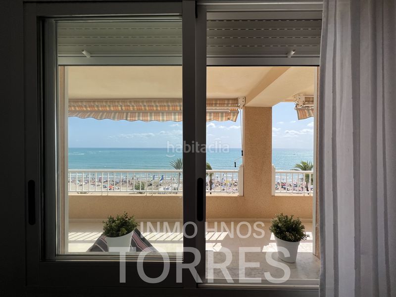 Foto d9747068-bb8f-4866-a7f3-178213524a3f. Pis amb aparcament piscina a Playa Norte Peñíscola
