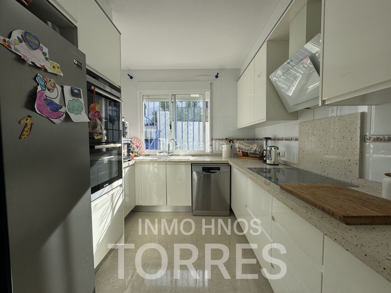 Foto a7f84998-f01e-4f0c-a36e-500493081450. Xalet amb aparcament piscina a Las Atalayas-Urmi-Cerro Mar Peñíscola