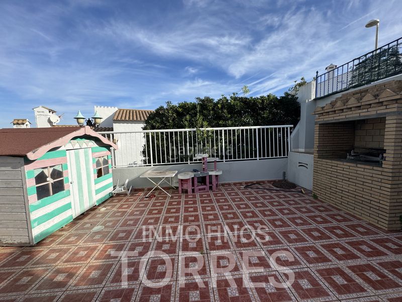 Foto aee375d4-7e82-402a-b487-4c2a3af71d35. Xalet amb aparcament piscina a Las Atalayas-Urmi-Cerro Mar Peñíscola