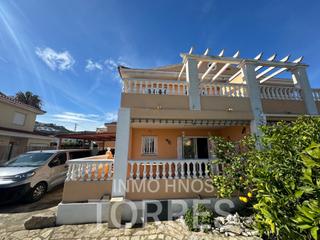 Casa adossada  Cam de cervera