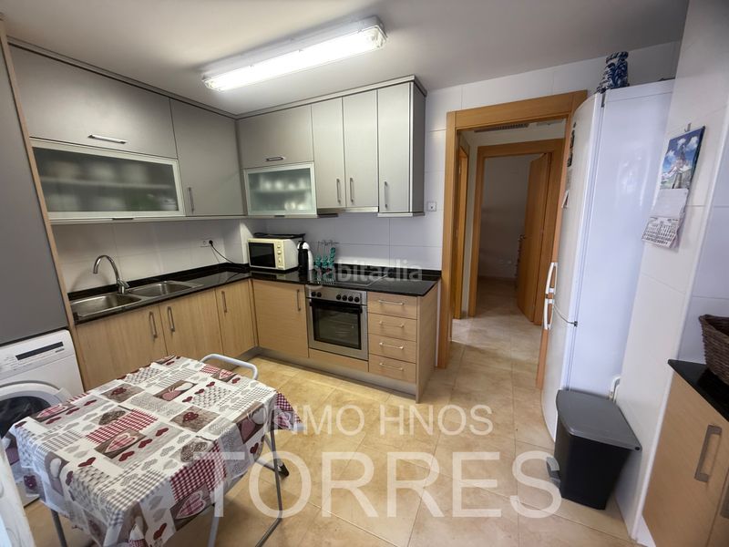 Foto c42a8274-2a9f-45e8-82de-bc7316935de5. Pis amb aparcament a Llandells Peñíscola