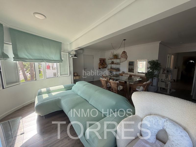 Foto f2e3b562-9dc9-4ff4-81b3-c8566e4b6a4a. Etagenwohnung mit parking pool in Costa Sur Peñíscola