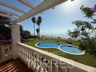 Casa adossada  Avinguda del papa luna