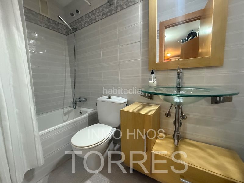 Foto fd5384fa-f155-4556-adb8-f4a6bf77b3d9. Casa adossada amb xemeneia aparcament piscina a Papa Luna - Platja del Gurugú Benicarló