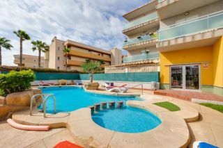 Appartamento  Calle agua. Piso en cabo roig  a solo 500m del mar por 225.000