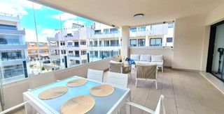 Apartament  Calle calle cardamomo. Moderno apartamento en complejo residencial con piscina y amplia
