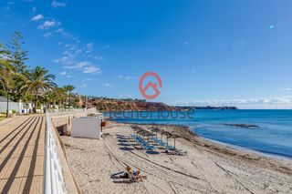 Piccolo appartamento  Urbanizacion calle vicente blasco ibáñez. Encantador apartamento en orihuela costa  campoamor, a pasos del