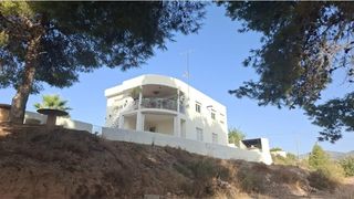 Xalet  Cementerio. Chalet con vistas espectaculares al mar y a la montaña