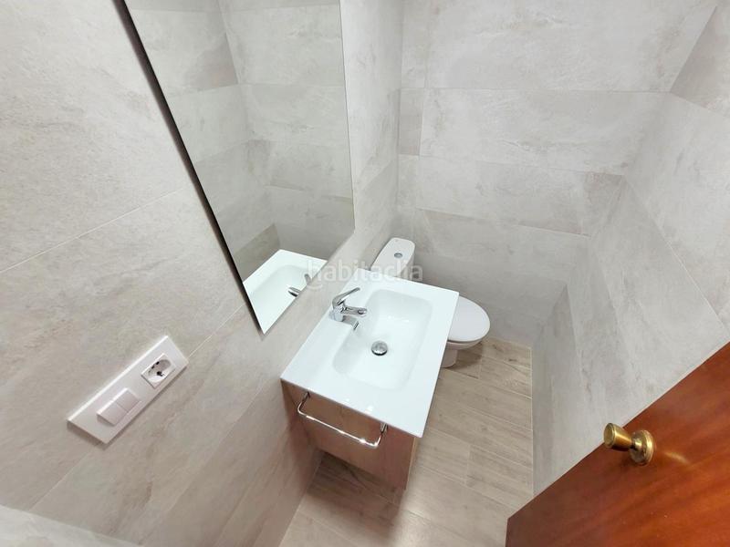 Foto 0c9f4512-b8dd-491e-bebc-21586b27734e. Lloguer apartament a carrer de la rioja 125 a Playa de Gandía Gandia
