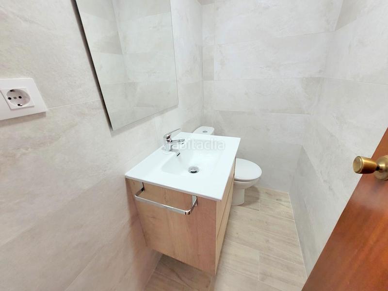 Foto 472f87d5-5866-44c9-933e-f481366900e4. Lloguer apartament a carrer de la rioja 125 a Playa de Gandía Gandia