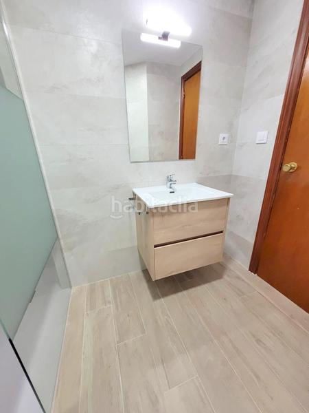 Foto 73831aa6-38db-498d-9531-01fe521e63c8. Lloguer apartament a carrer de la rioja 125 a Playa de Gandía Gandia