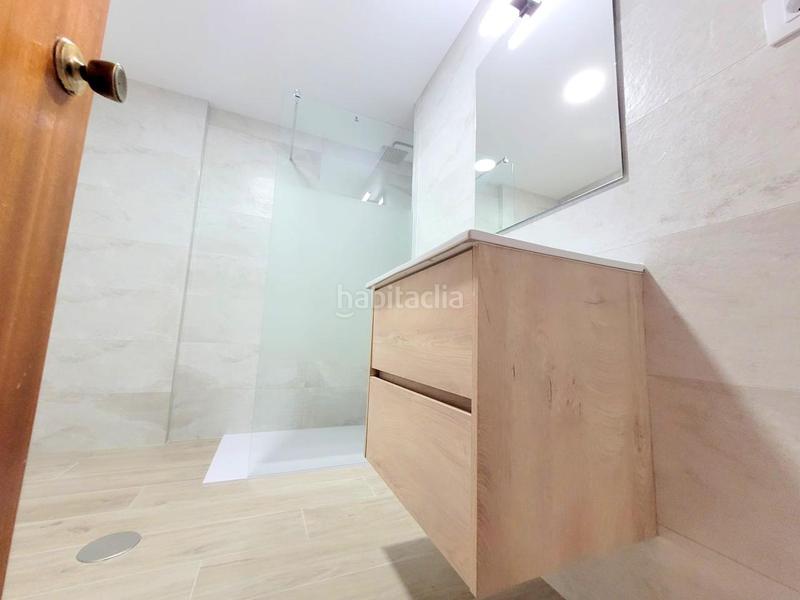 Foto 7b0bbbef-a849-44d2-9c25-369d240d1c0b. Lloguer apartament a carrer de la rioja 125 a Playa de Gandía Gandia