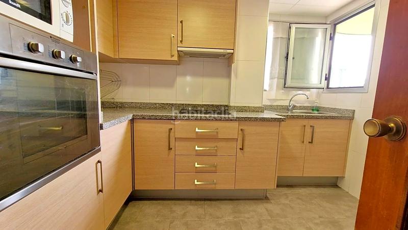 Foto ce8f782e-65f5-4a72-a89f-287e11690acd. Lloguer apartament a carrer de la rioja 125 a Playa de Gandía Gandia